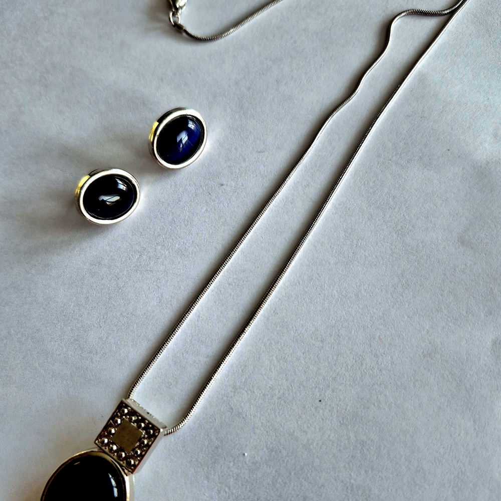 Elegant Blue and Silver Jewelry Set